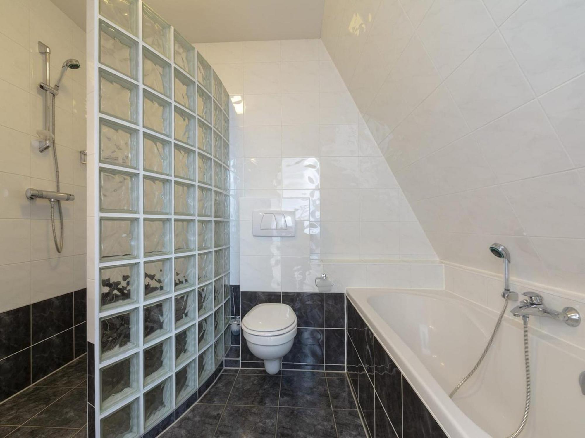 Luxury Apartment With Garden Калантсоог Екстериор снимка