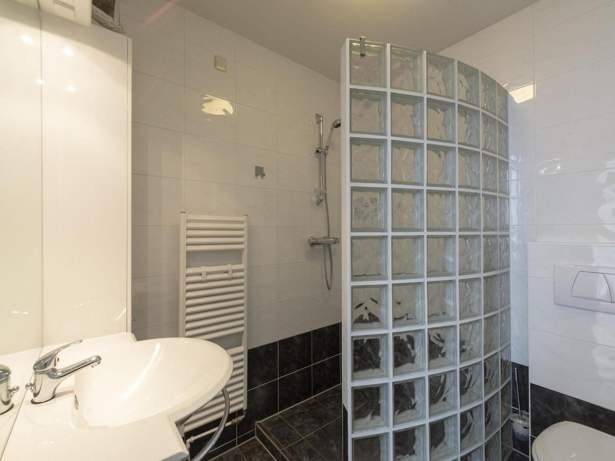 Luxury Apartment With Garden Калантсоог Екстериор снимка